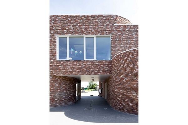 goffartpolomearchitectesecoledesisnesgemblouxseverinmalaud.jpg