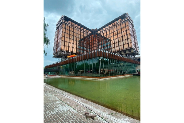 saintgobainmixbrusselsrestauratie.jpg