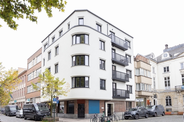 deceuninckprojectnieuwegraanmarktappartementsgebouw.jpg